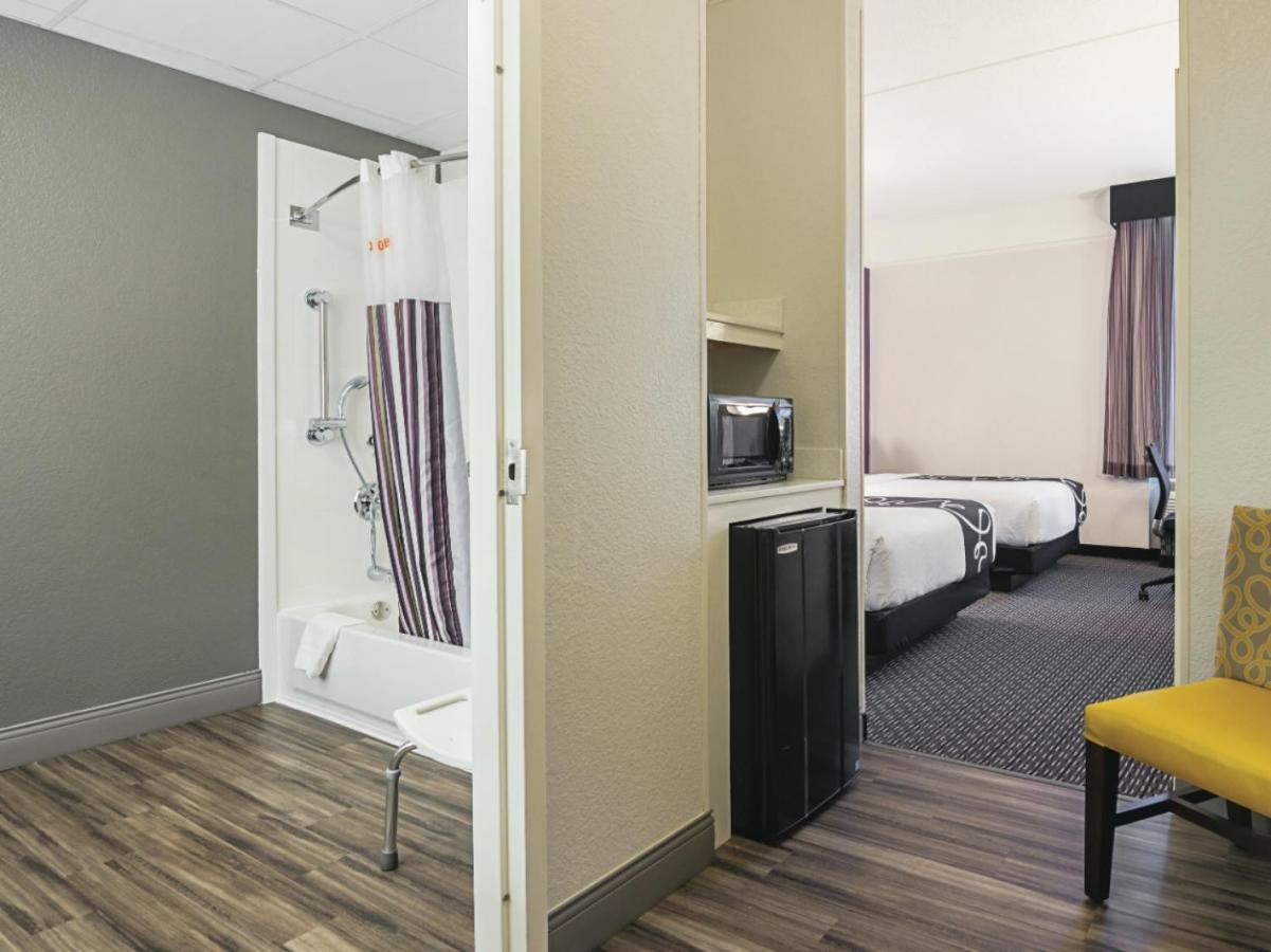  | La Quinta by Wyndham Boston-Andover
