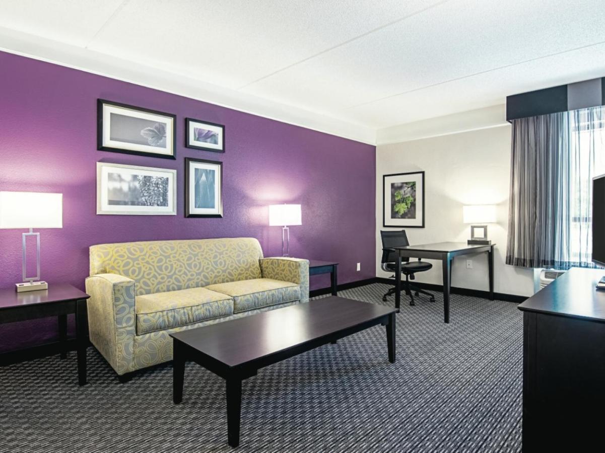  | La Quinta by Wyndham Boston-Andover