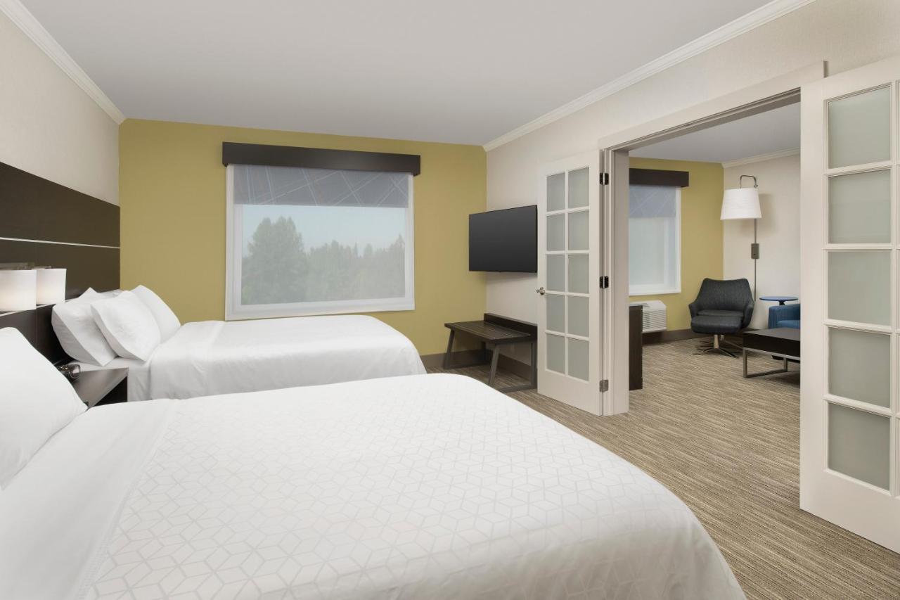 Two Queen Bed Deluxe Suite - Non-Smoking at Holiday Inn Express Hotel & Suites Puyallup (Tacoma Area) by IHG