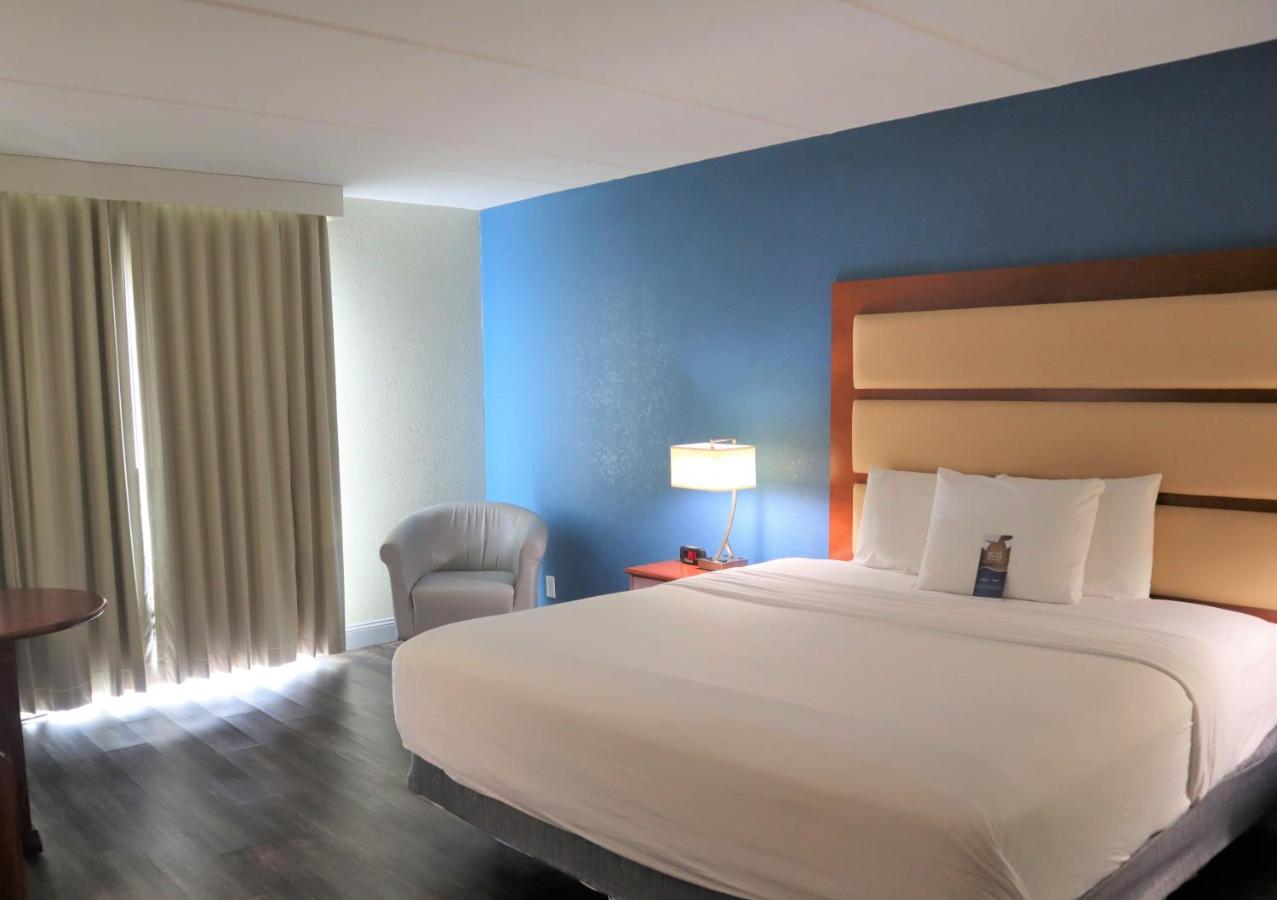 King Room - Mobility Access/Non-Smoking at Baymont by Wyndham Norcross Atlanta