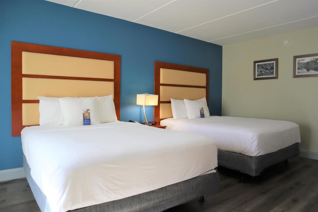 Queen Room with Two Queen Beds - Non-Smoking at Baymont by Wyndham Norcross Atlanta