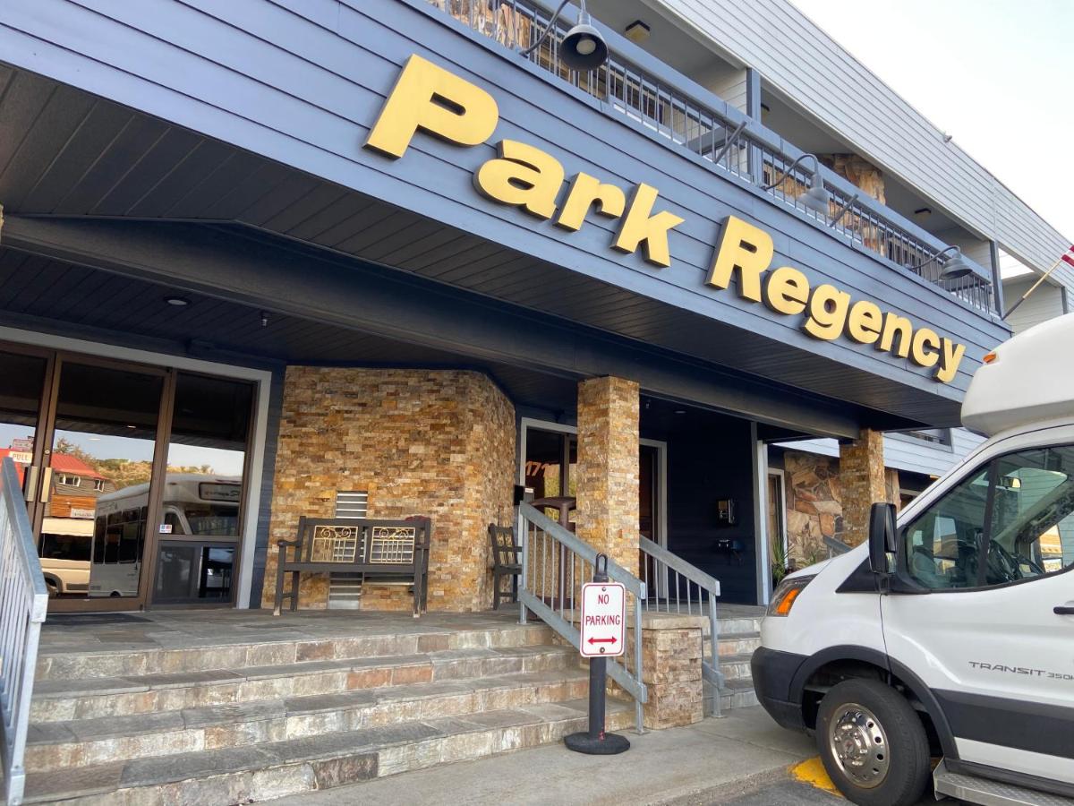 | Park Regency