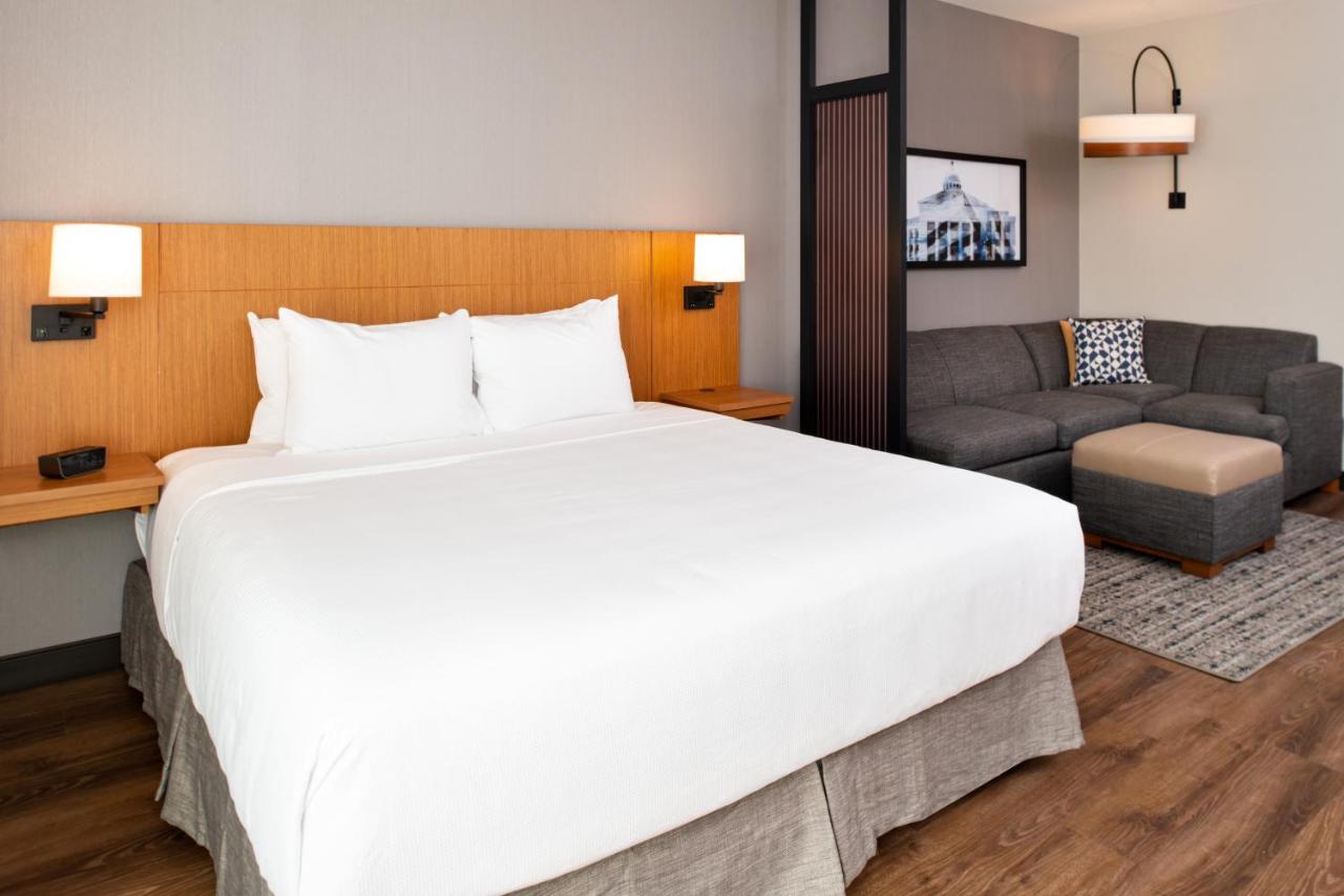 King Room with Roll-In Shower - Disability Access at Hyatt Place Dallas/Rockwall