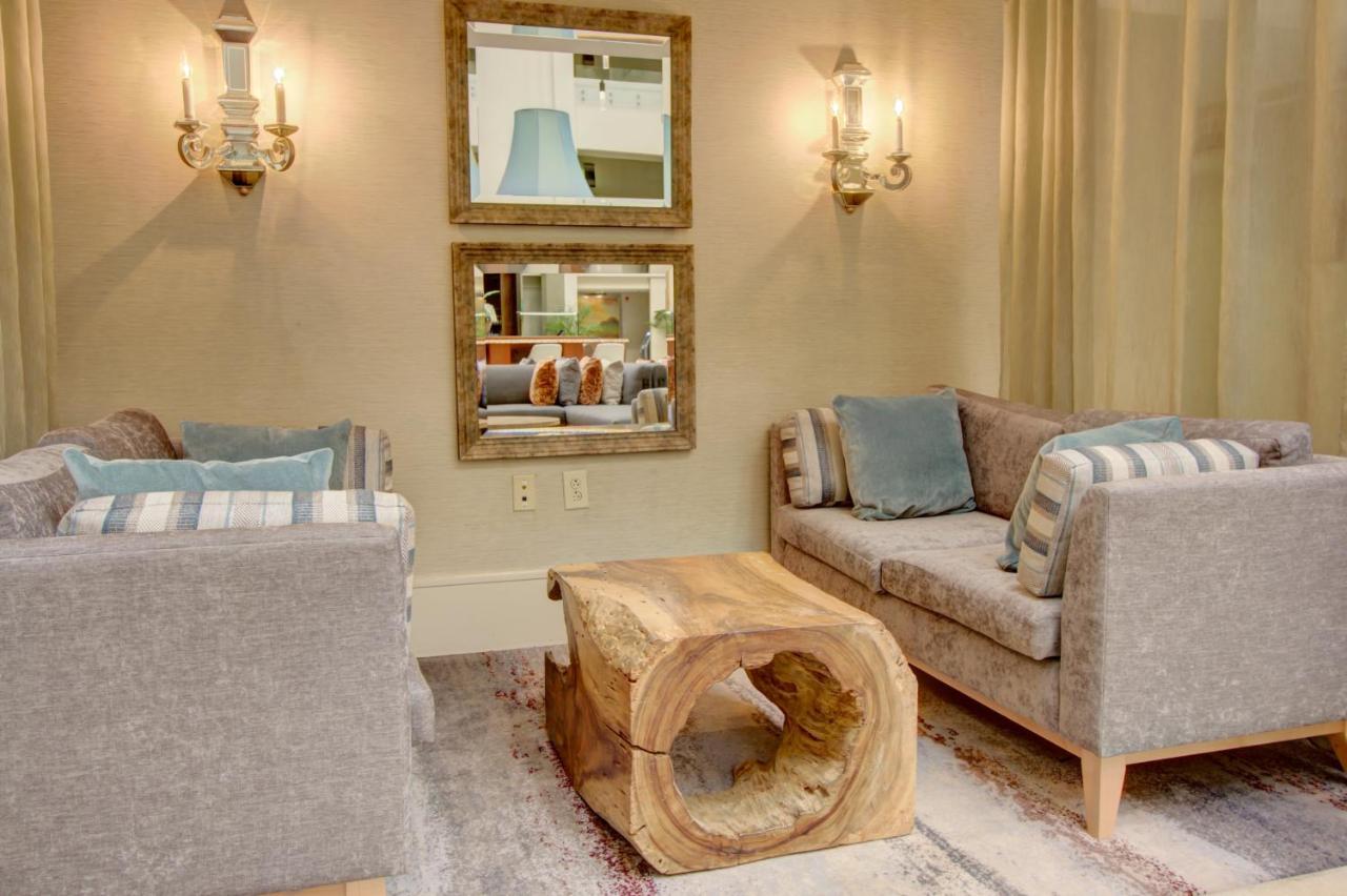  | Crowne Plaza Charleston, an IHG Hotel