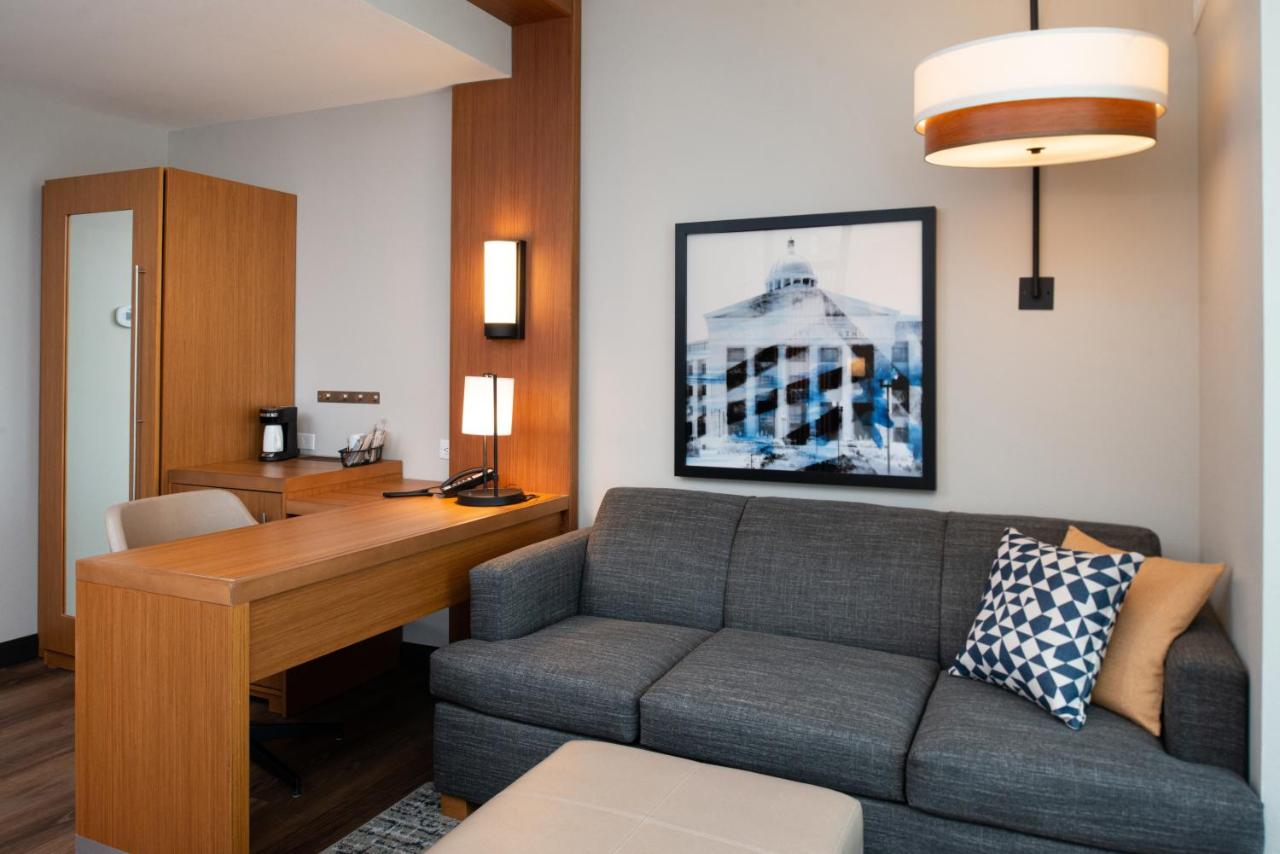 Deluxe King Room at Hyatt Place Dallas/Rockwall