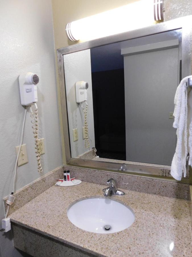 Deluxe Room, 2 Queen Beds, Non Smoking, Fireplace at Days Inn & Suites by Wyndham Downtown Gatlinburg Parkway