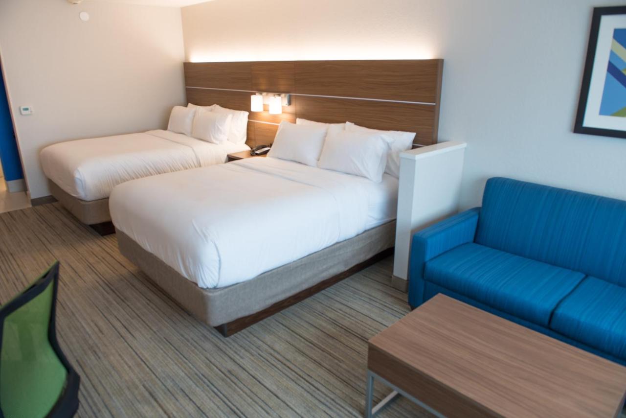 Suite with Two Queen Beds - Hearing Accessible at Holiday Inn Express & Suites Dayton North - Vandalia by IHG