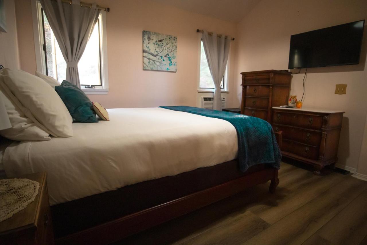  | Tucker Peak Lodge