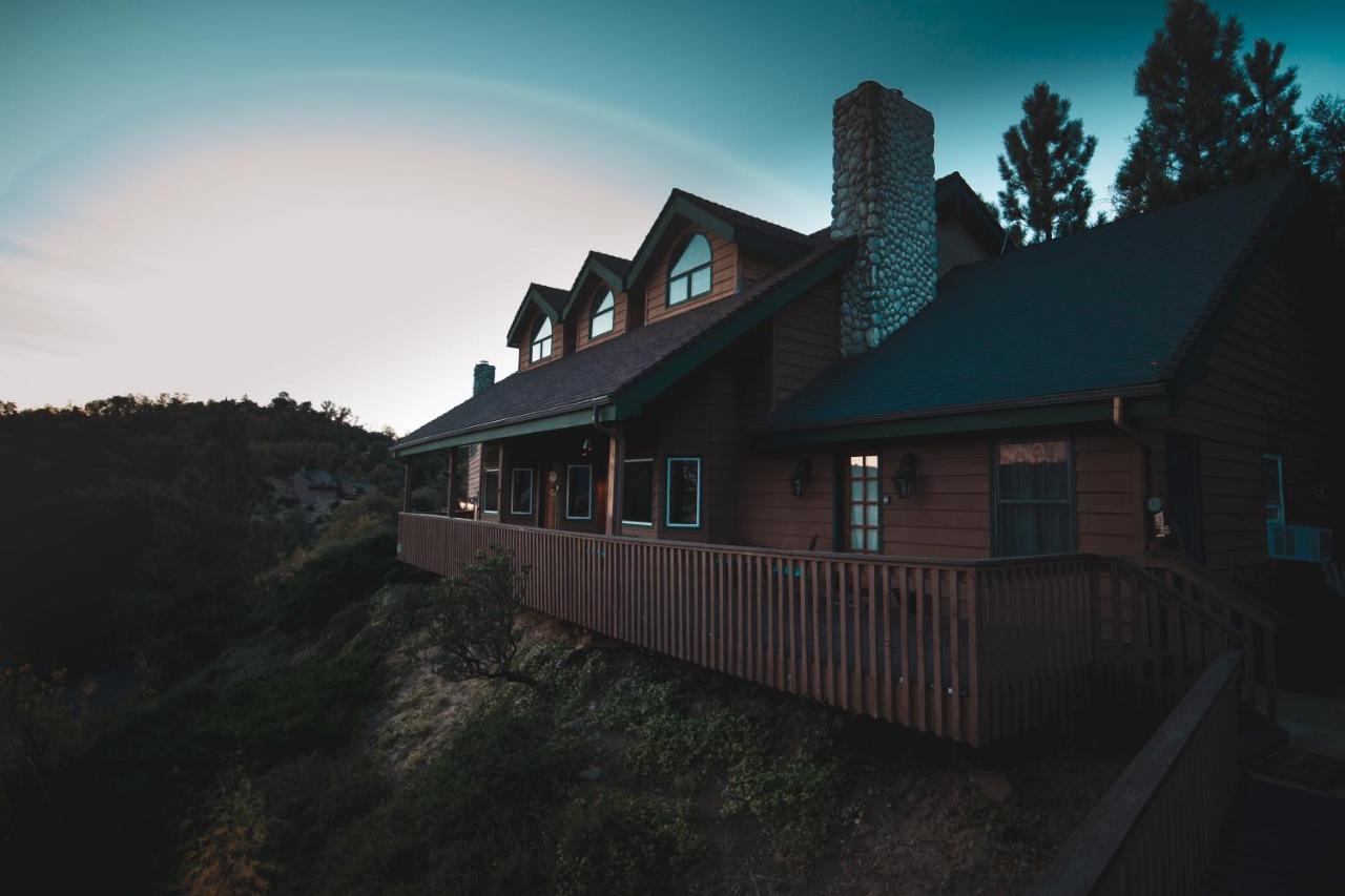 | Tucker Peak Lodge