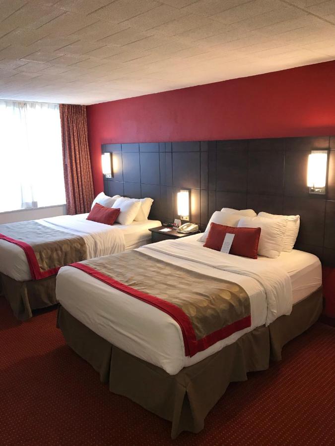 Queen Room with Two Queen Beds - Non-Smoking at Ramada by Wyndham Ligonier