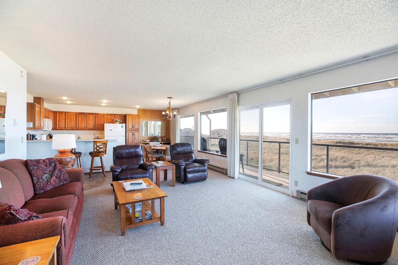 | Hi-Tide Resort