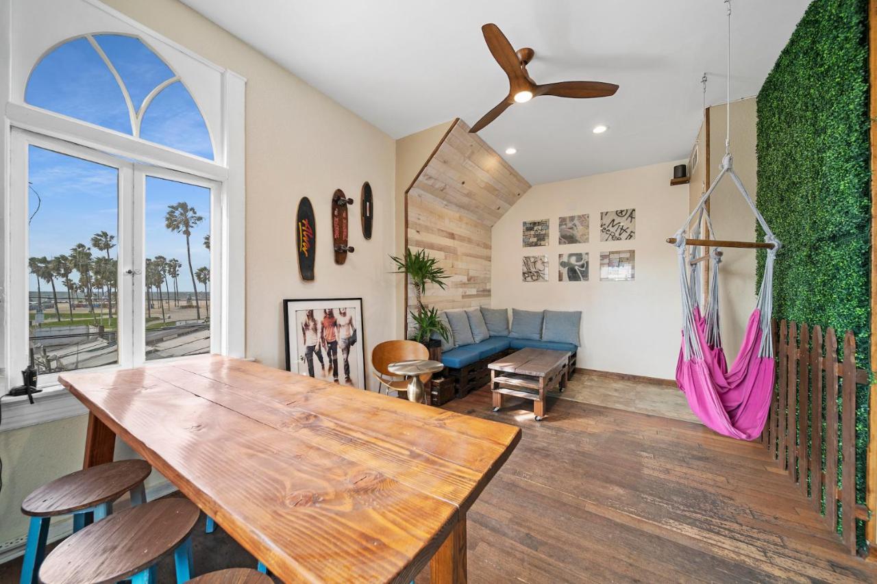 | Samesun Venice Beach