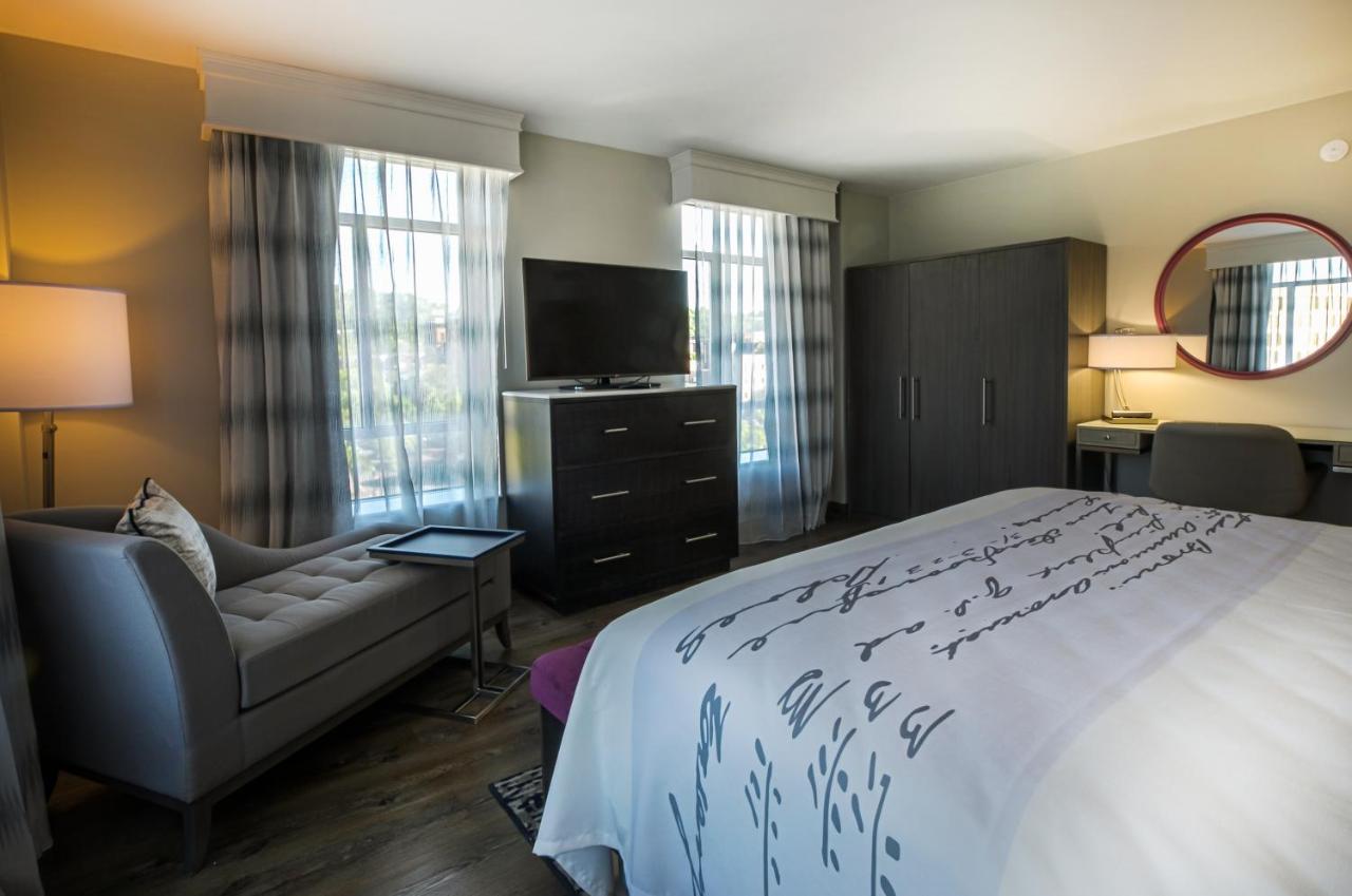 King Room - Hearing Accessible - Non-Smoking at Hotel Indigo Birmingham Five Points S - UAB, an IHG Hotel