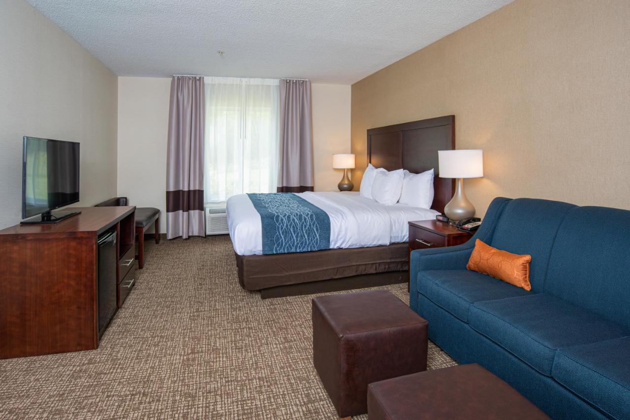 | Comfort Inn Naugatuck - Waterbury