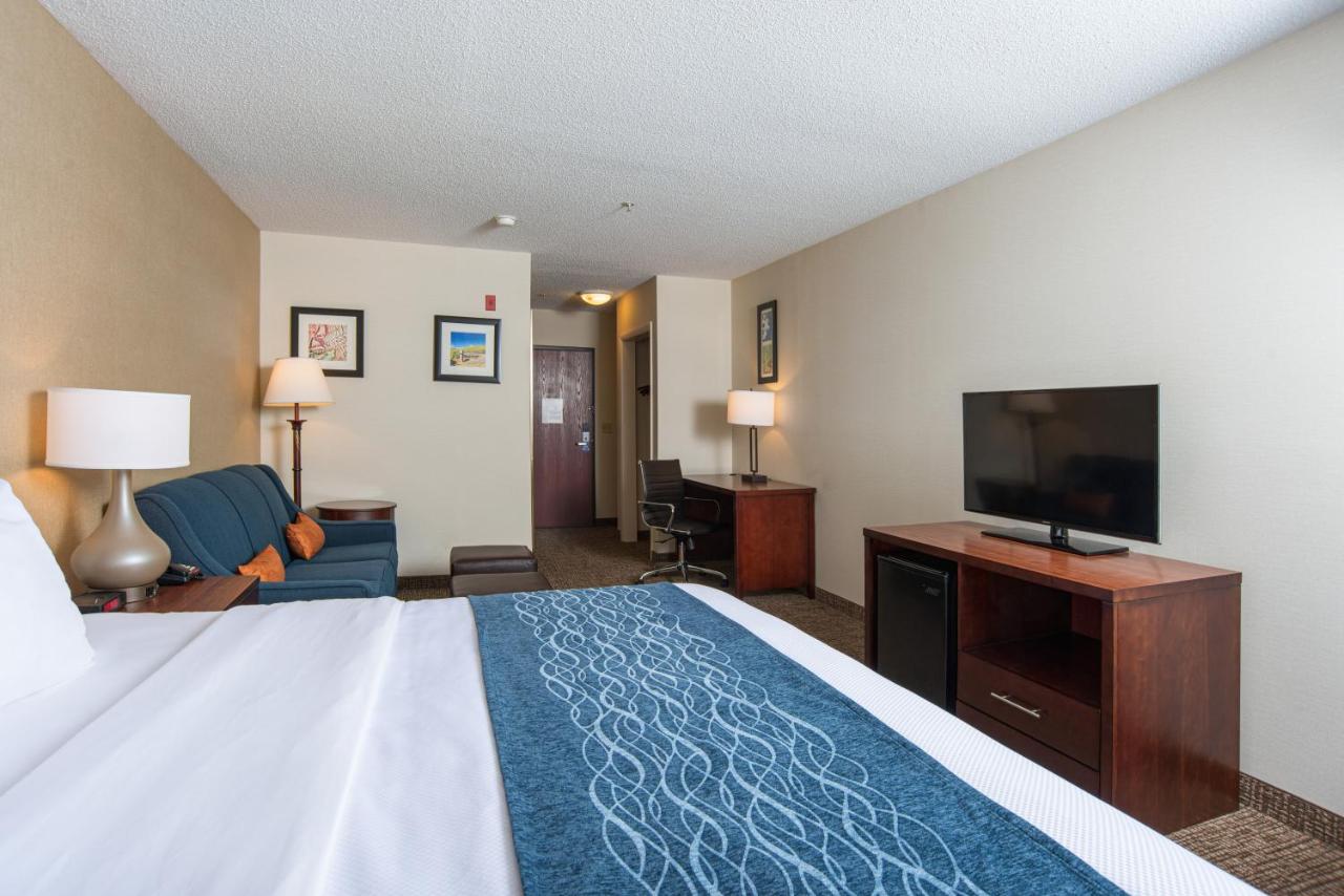  | Comfort Inn Naugatuck - Waterbury
