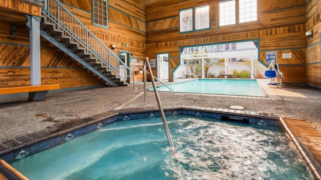 | Best Western Plus Bayshore Inn