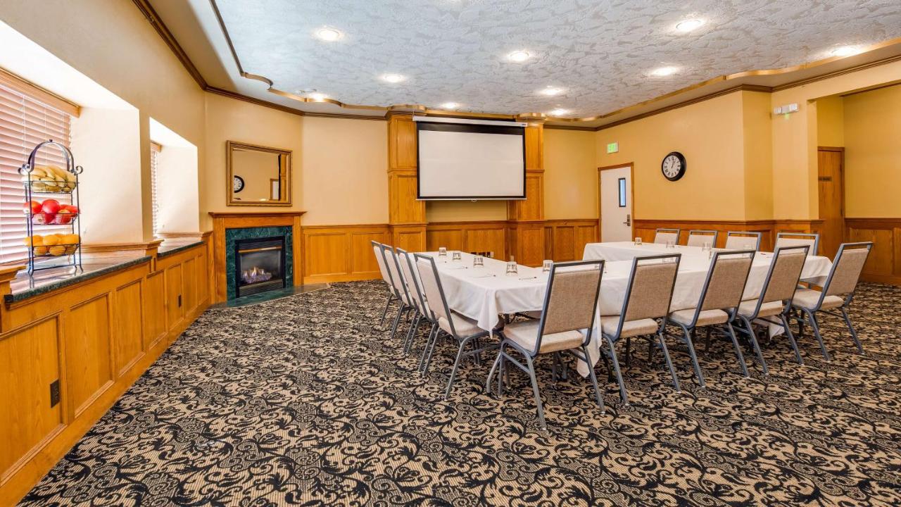| Best Western Plus Bayshore Inn