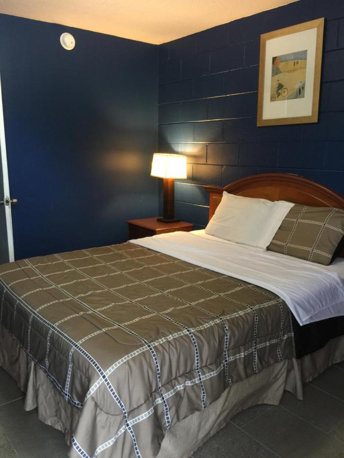| Hope Inn