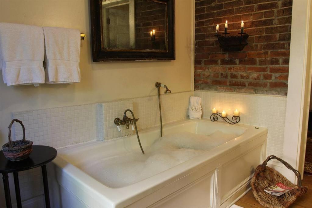  | Corners Mansion Inn - A Bed and Breakfast