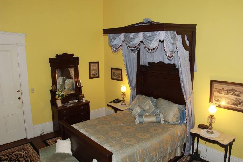  | Corners Mansion Inn - A Bed and Breakfast