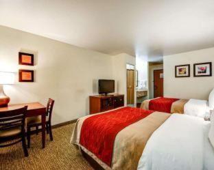 Room #48915411 at Comfort Inn Fontana