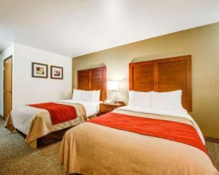 Room #48915411 at Comfort Inn Fontana