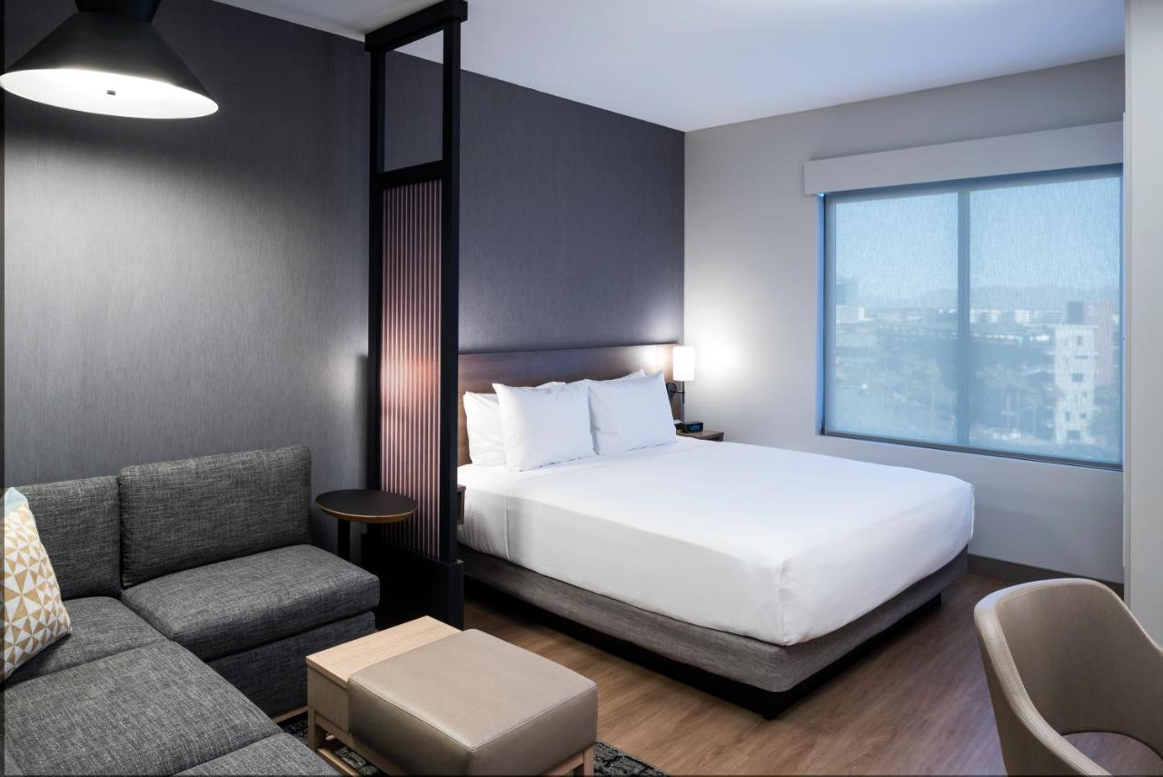 King Room with Sofa Bed - High Floor at Hyatt Place Tempe / Phoenix / University