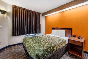 Queen Room with Two Queen Beds at Econo Lodge North Academy