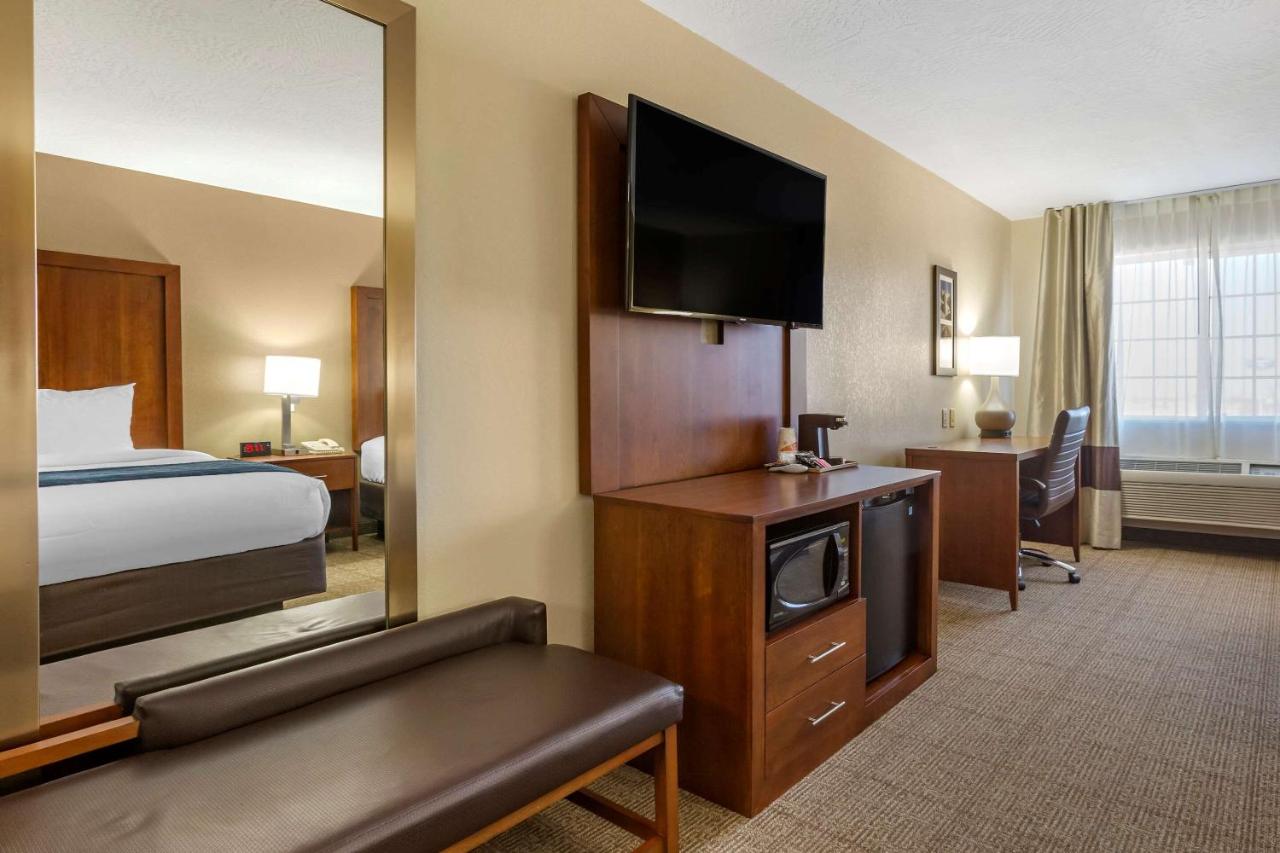 Queen Room with Two Queen Beds - Non-Smoking at Comfort Inn & Suites Lordsburg I-10