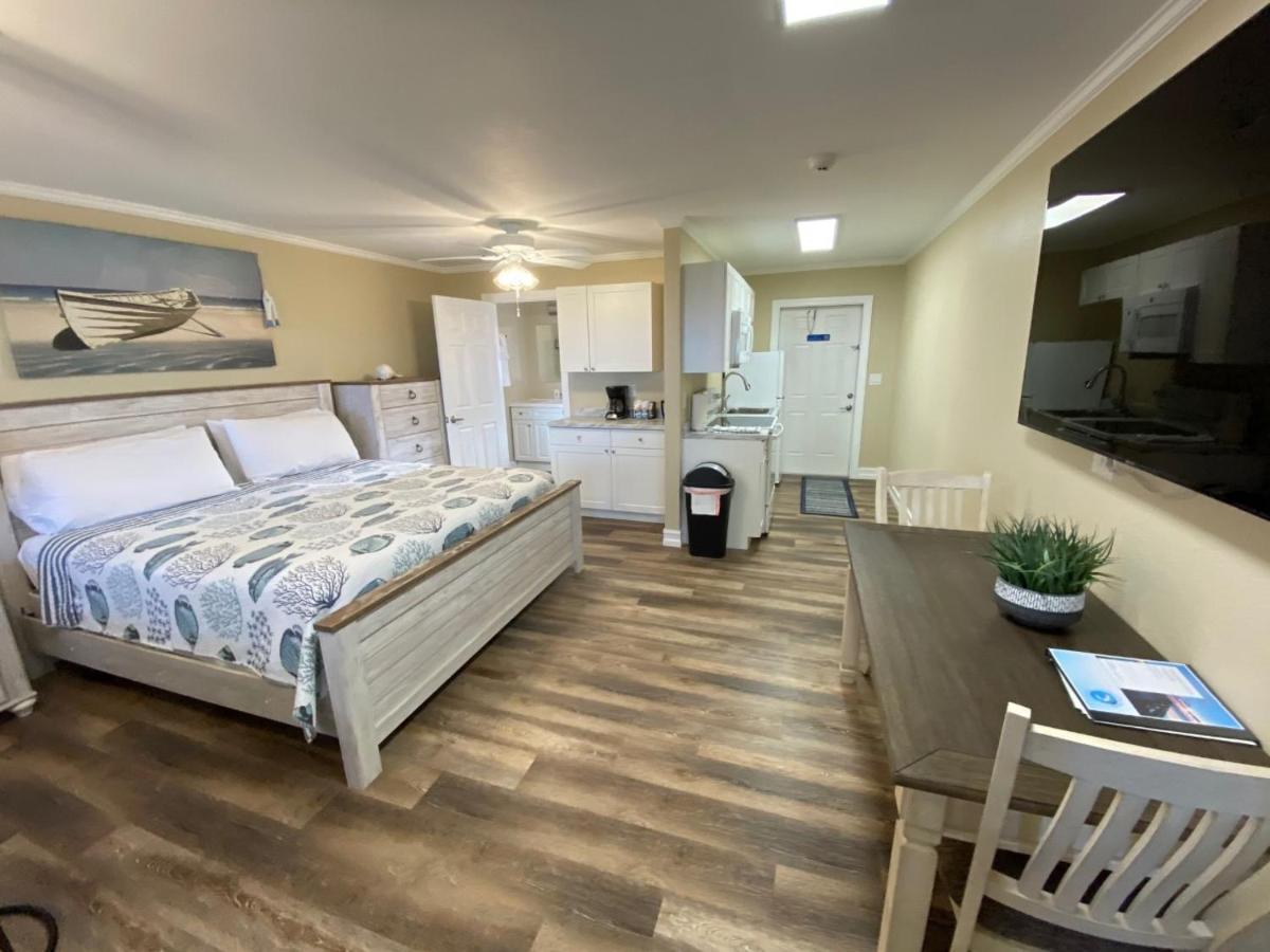 Deluxe King Suite at Caribbean Shores Waterfront Resort