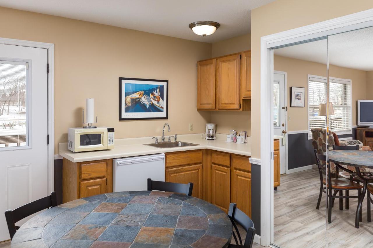 Two-Bedroom Suite at Old Harbor Inn