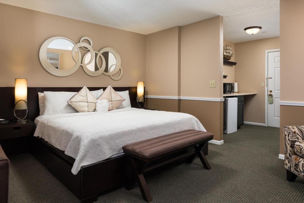 Studio with Sofa Bed at Old Harbor Inn