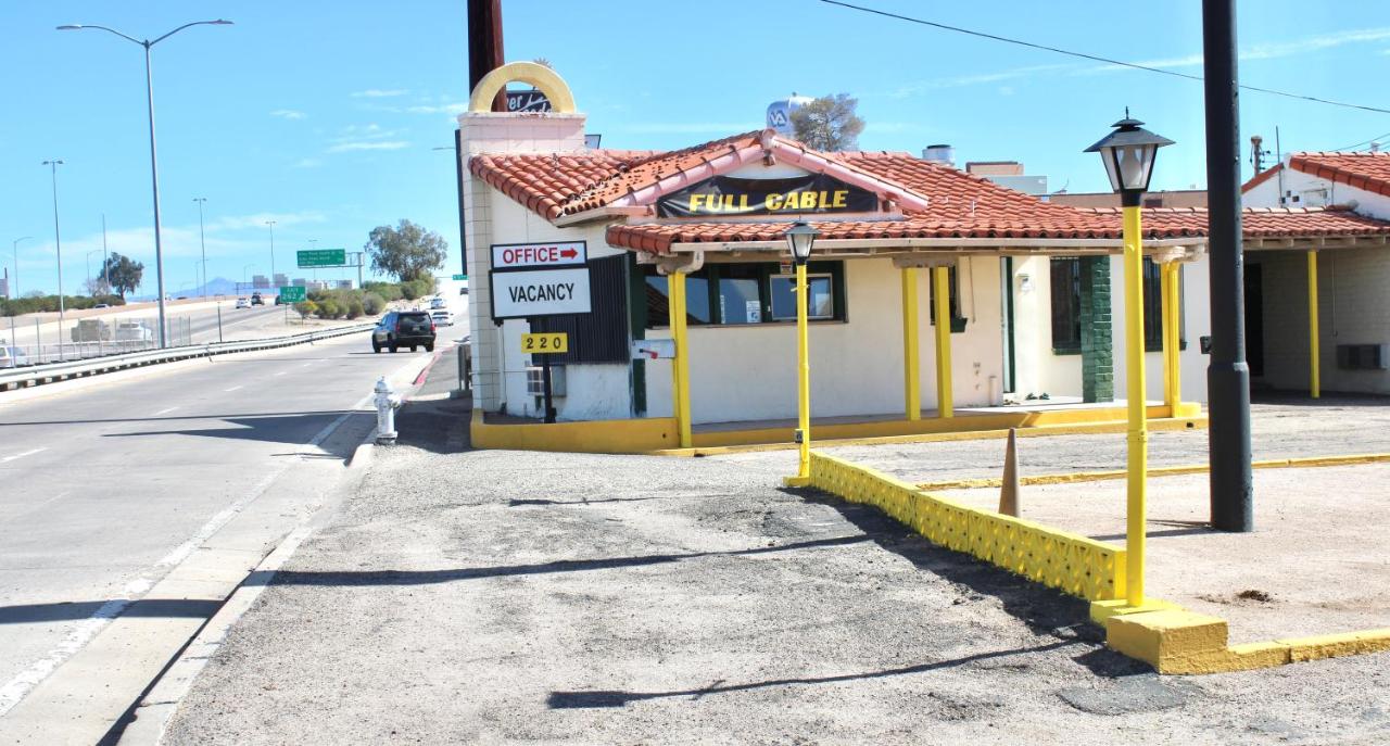 | Economy Inn