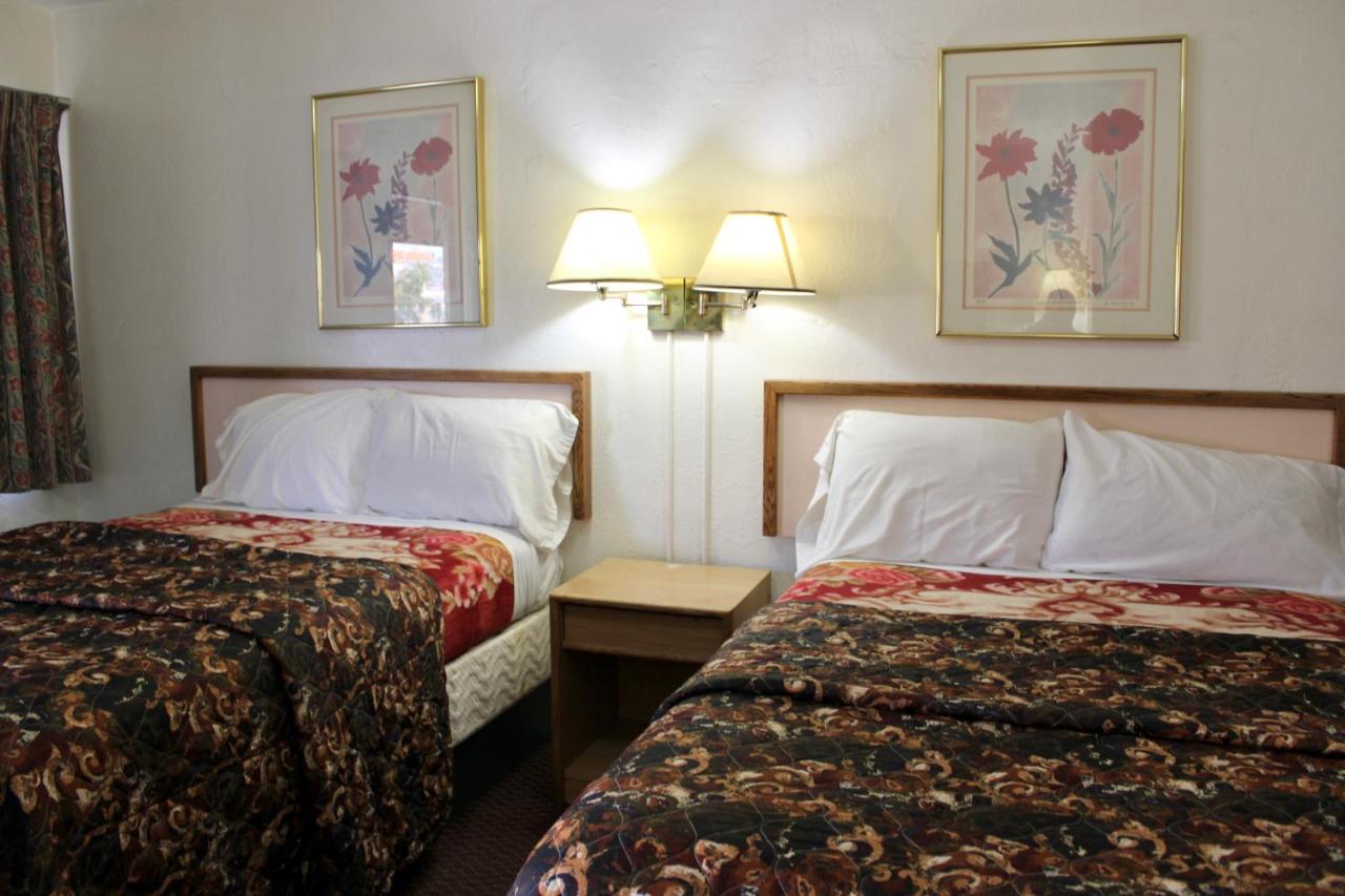 | Economy Inn