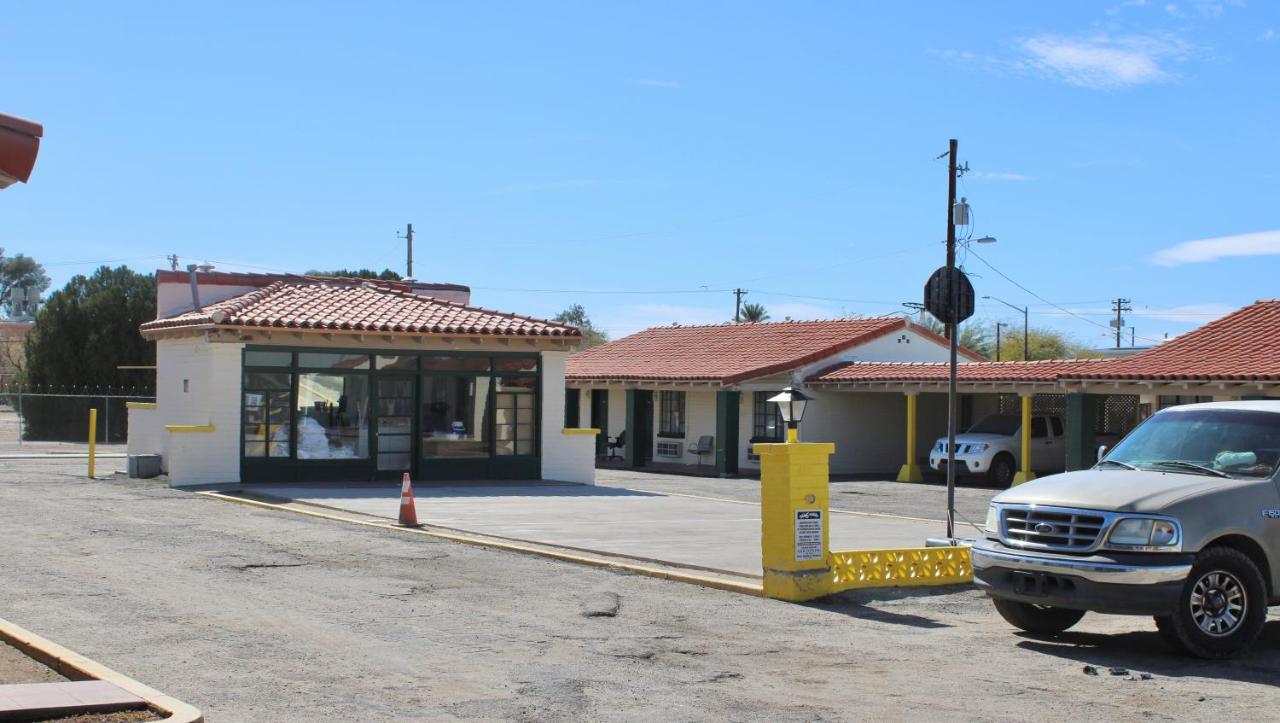  | Economy Inn