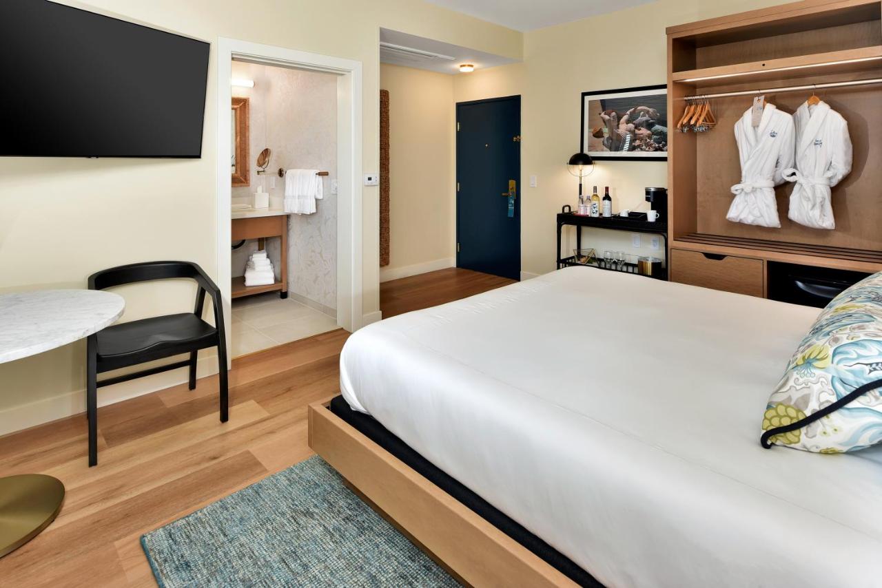 | Inn At Rose's Landing