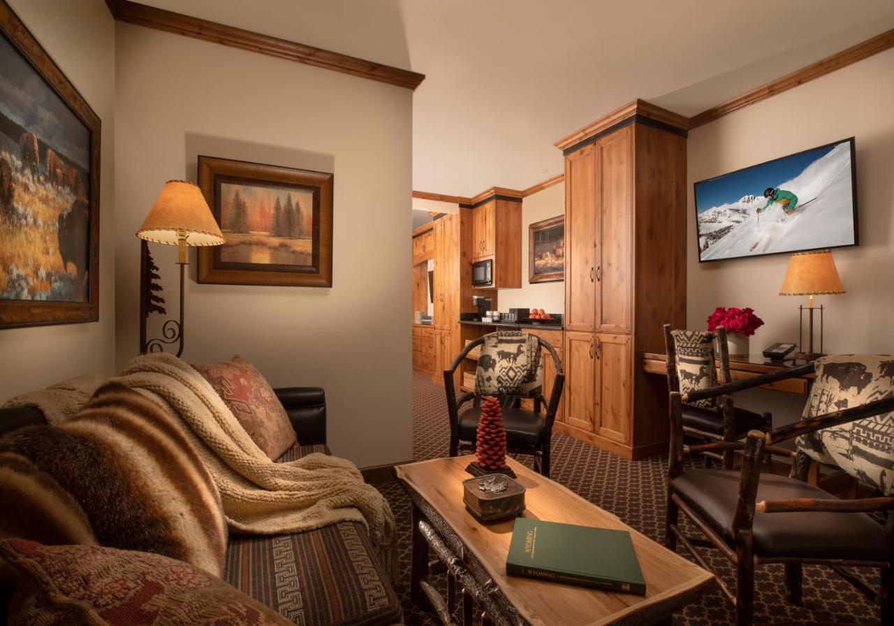 One-Bedroom Suite at Parkway Inn of Jackson Hole