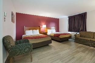 Room #34619622 at Econo Lodge Inn & Suites Escanaba North
