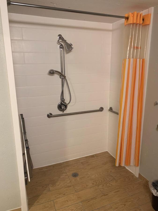 | La Quinta by Wyndham Philadelphia Airport
