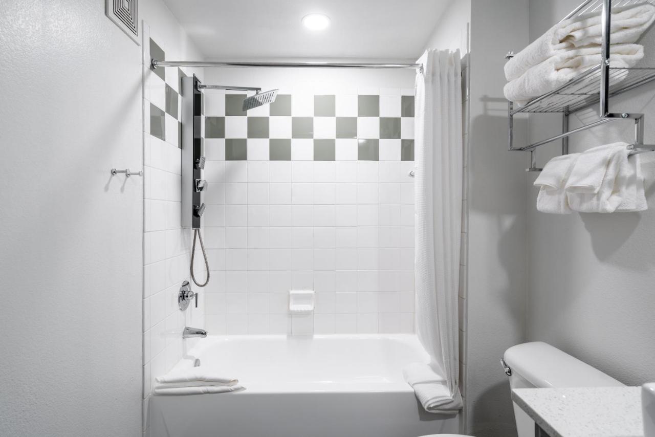  | Mint House Austin - South Congress