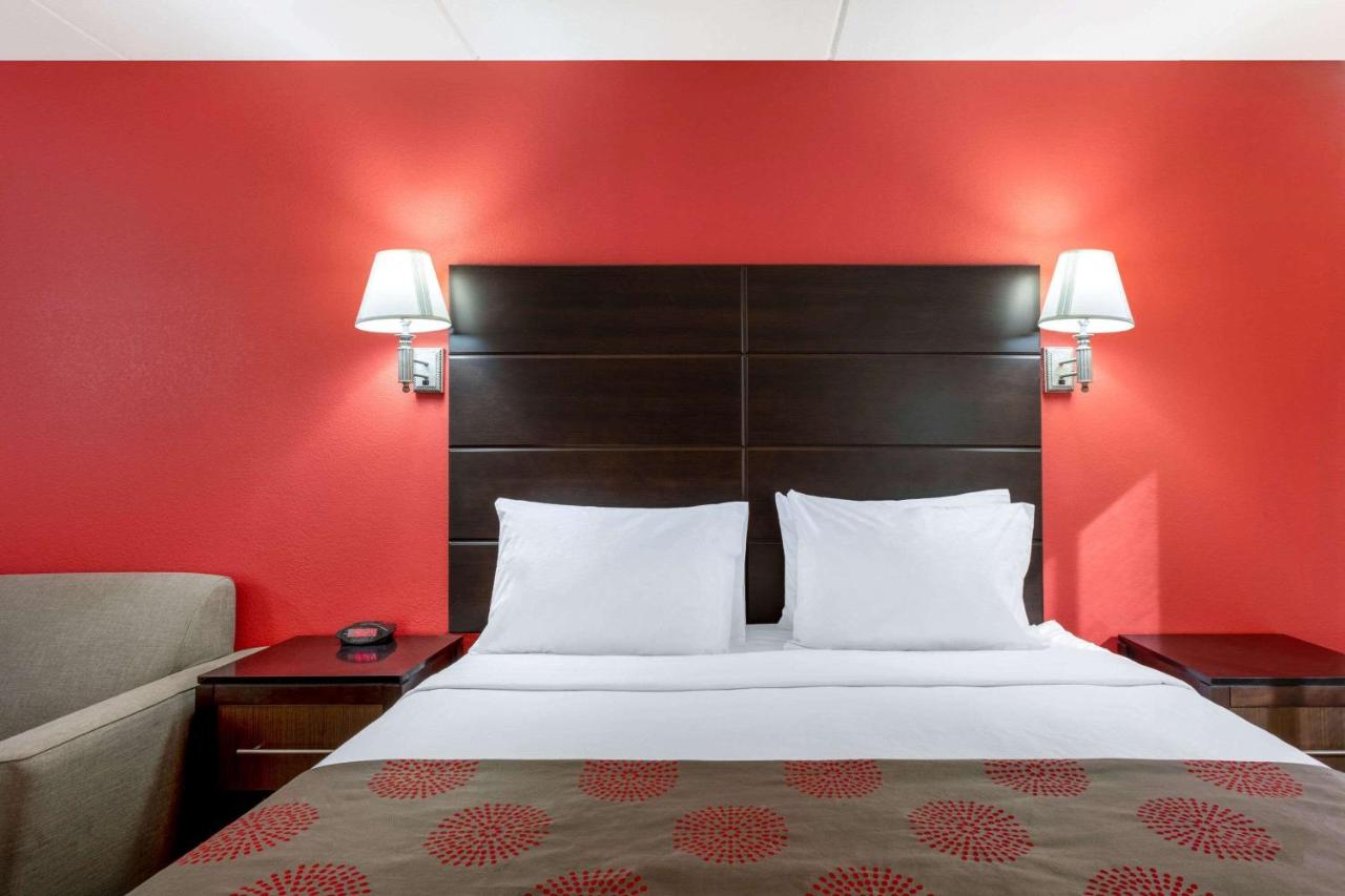 King Suite - Non-Smoking at Ramada by Wyndham Panama City
