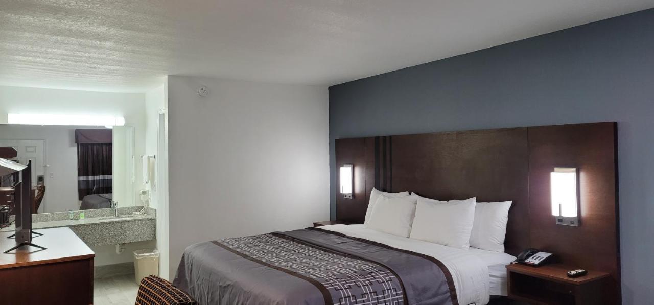 | Key West Inn - Boaz