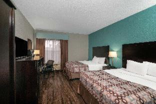 Room #27763309 at La Quinta Inn & Suites by Wyndham Knoxville East