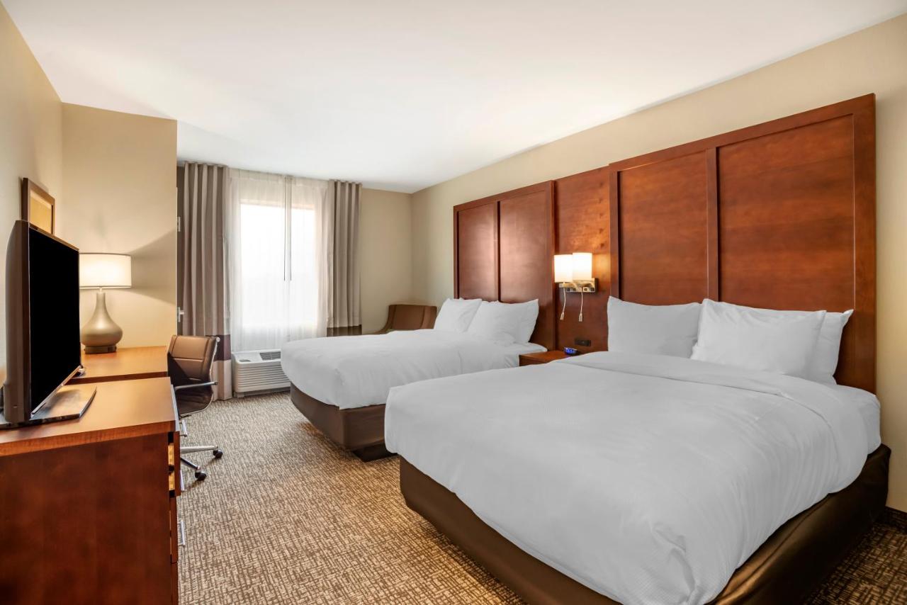 Queen Room with Two Queen Beds - Accessible/Non-Smoking at Comfort Inn & Suites Winchester