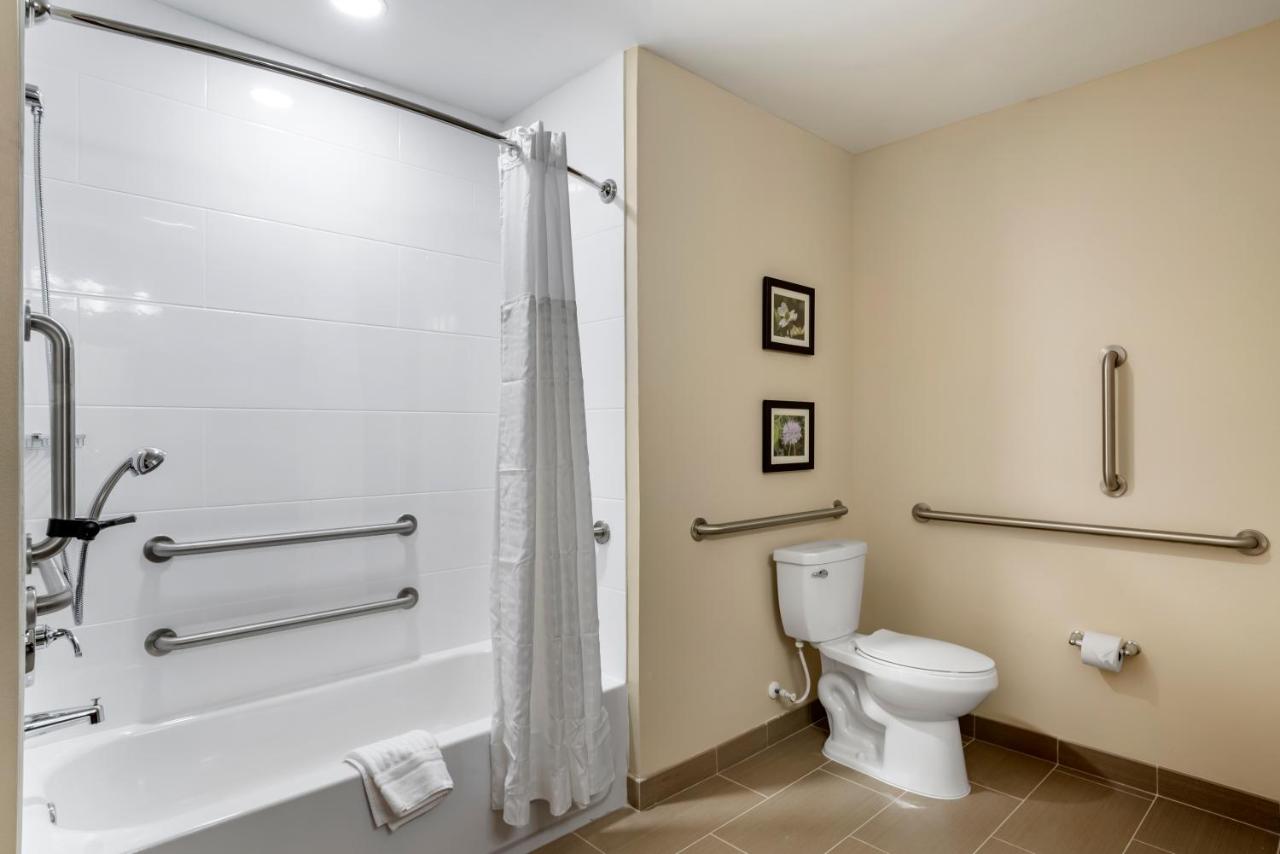 King Suite - Accessible/Non-Smoking at Comfort Inn & Suites Winchester