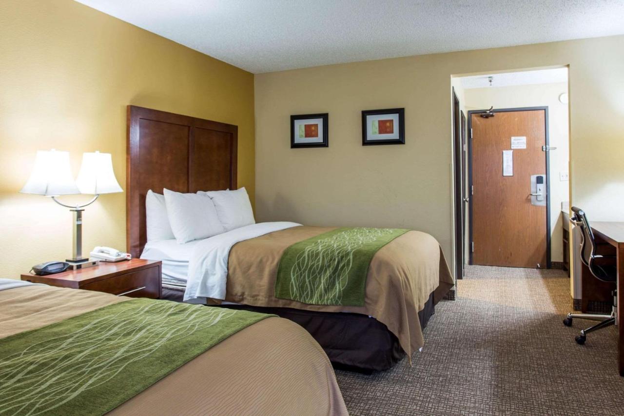 Double Room with Two Double Beds - Non-Smoking at Comfort Inn Columbia West