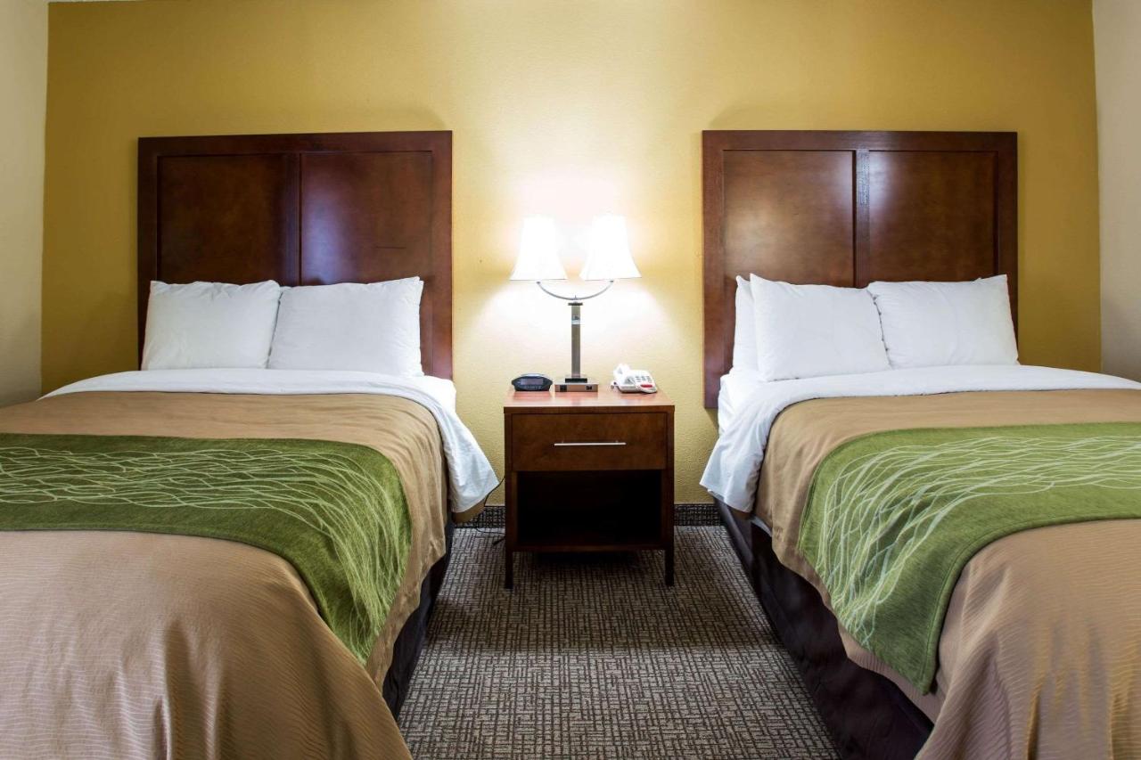 Double Room with Two Double Beds - Non-Smoking at Comfort Inn Columbia West