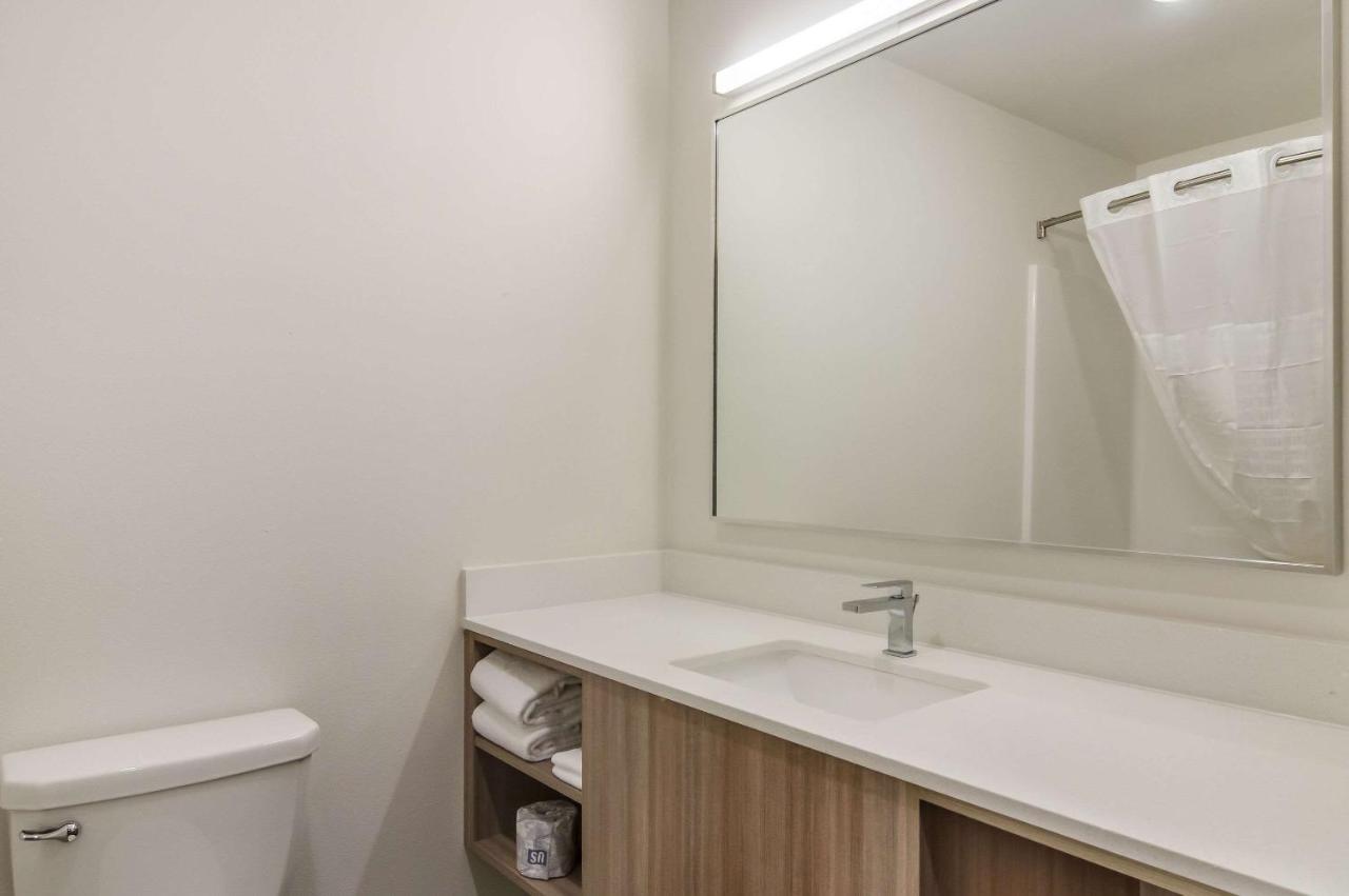 Standard King Room with Sofa Bed - Non-Smoking at WoodSpring Suites Tacoma - Lakewood