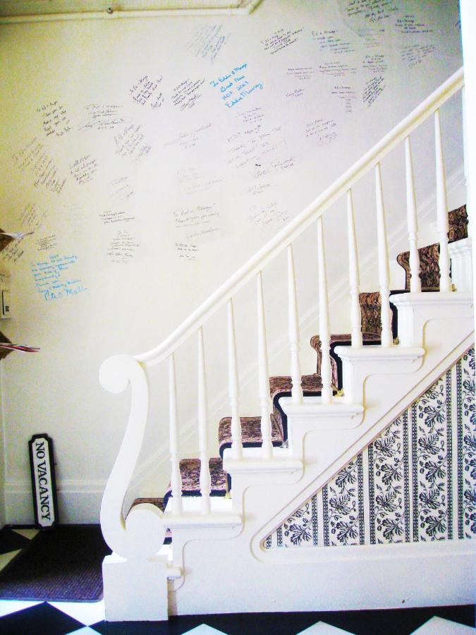 | The White House Inn