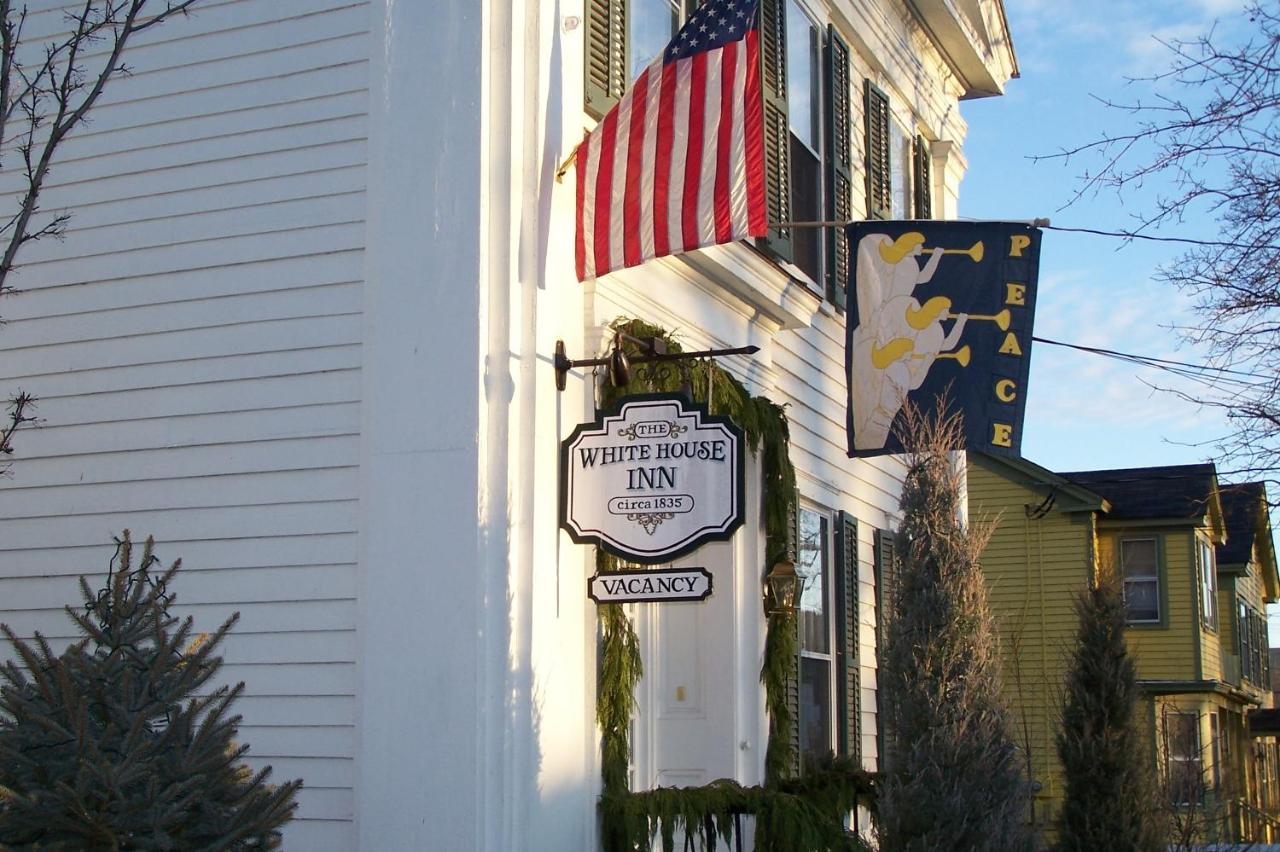  | The White House Inn